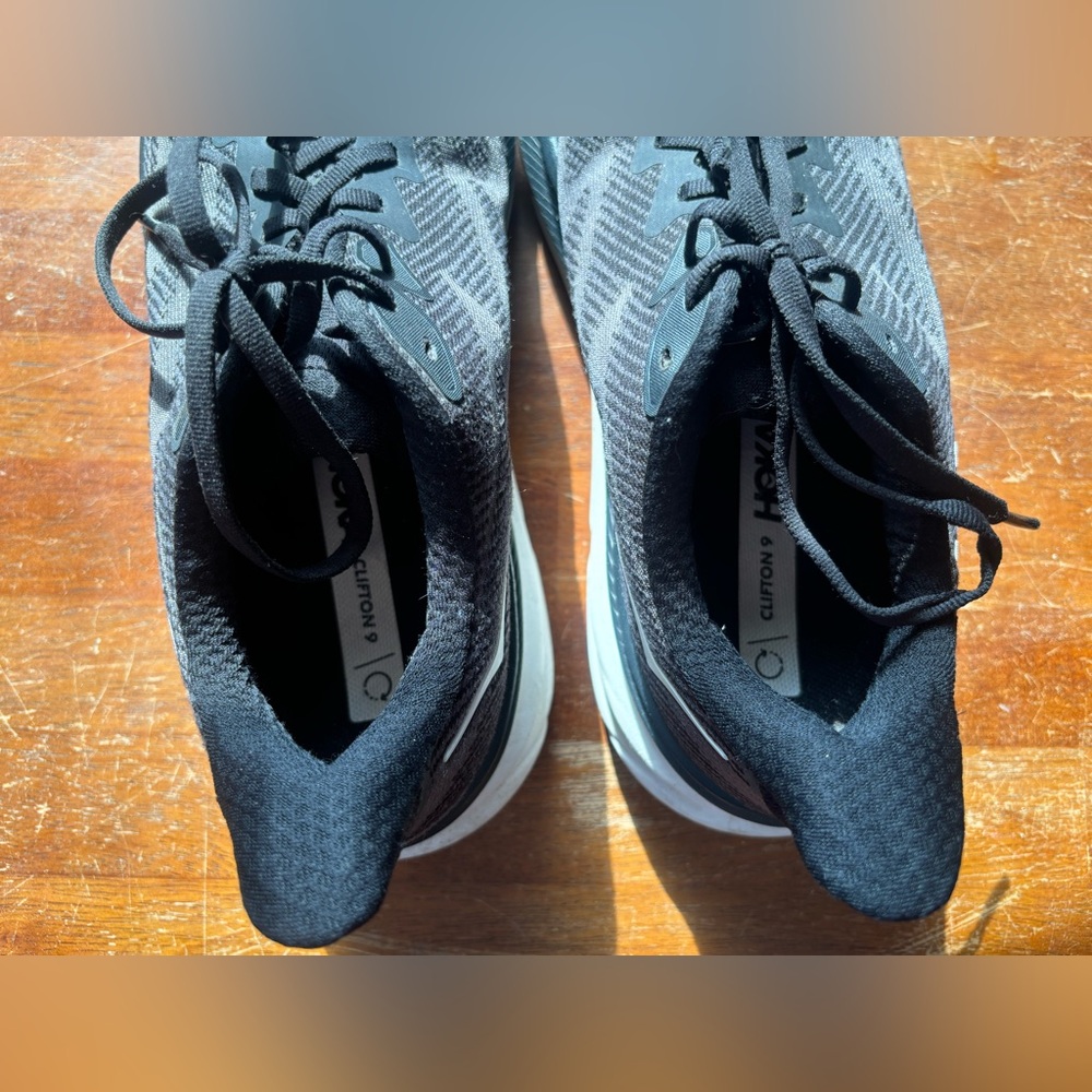 Hoka Black and White Clifton 9 Men’s Sneakers - Picture 8 of 9